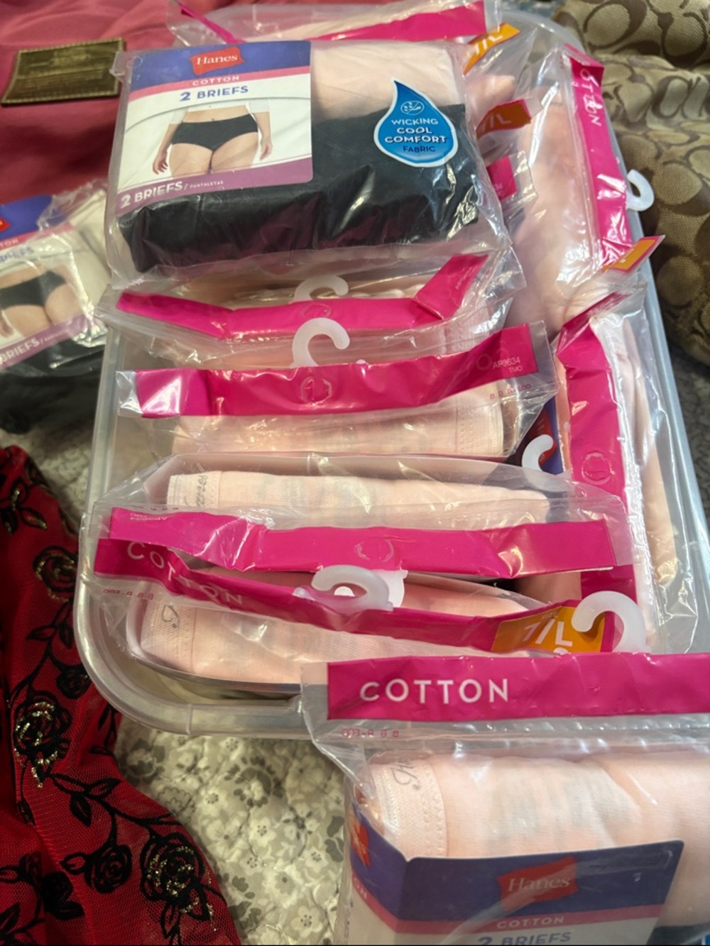 Hanes Women’s Cotton Briefs – Light Pink & Black 2-Pack